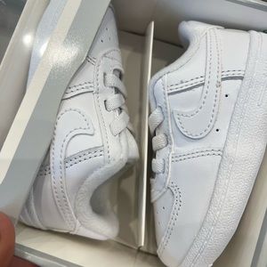 NIB Nike Force 1 Crib Shoes